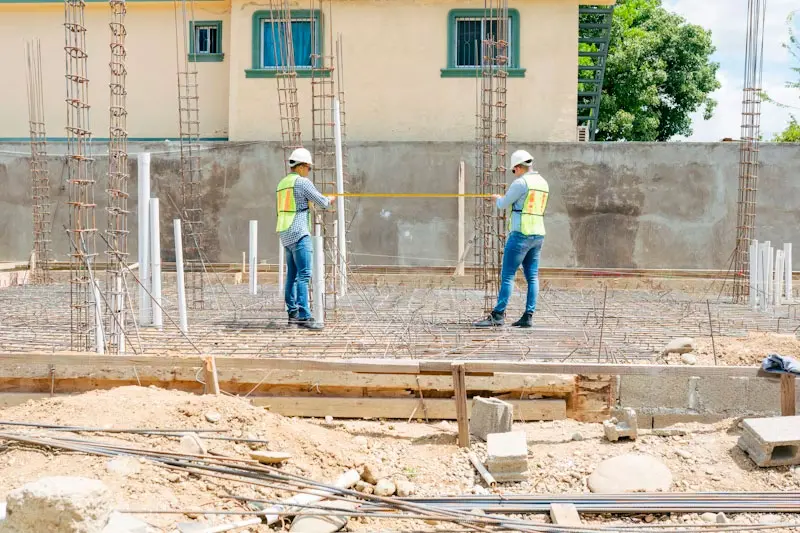 Edificio en Punta del Este con obra de cañerías de gran diámetro
